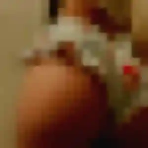 Rejoins Anouk, 32 ans à Sentheim en privé