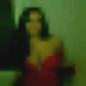 Contacte Bettina, 39 ans à Sergines gratuitement