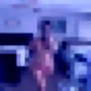 Uranie, fille de 36 ans propose plan cul à Serques