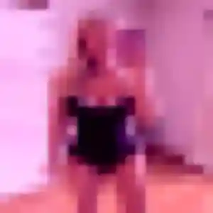Clotilde, 39 ans, dispo pour plan cul à Servins