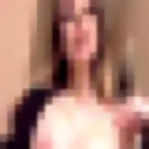 Photo de Barbara à Sèvres (26 ans) - plan cul anonyme