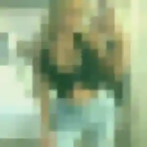 Sexy Perrine, 28 ans à Sillans-la-Cascade - découvrir son profil