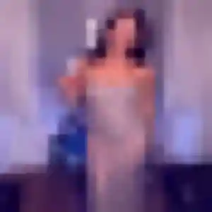 Vicky (30 ans) à Siros cherche une rencontre ce soir