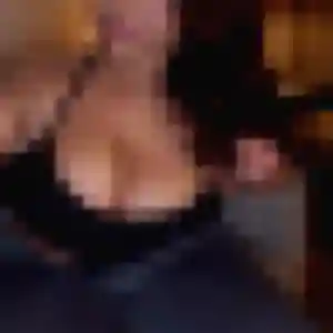 Charmante Eglantine, 39 ans à Solesmes - voir sa photo