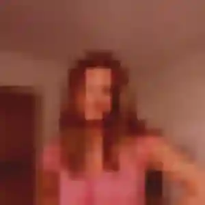 Louna, femme de 24 ans cherche plan cul à Soucieu-en-Jarrest