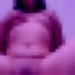 Sophie, femme de 22 ans propose plan cul à Terres-de-Caux