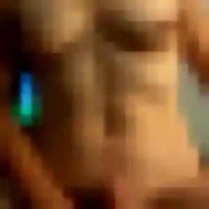 Karine, femme de 34 ans propose plan cul à Terval