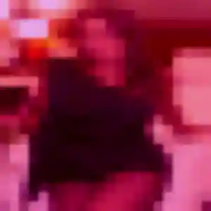 Blanche, 35 ans, en ligne à Tessy-Bocage pour une rencontre coquine