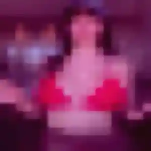 Lily, 34 ans, connectée à Tessy-Bocage pour une rencontre coquine