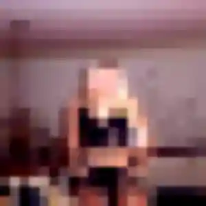 Contacte Corinne, 28 ans à Tilly-sur-Seulles en privé