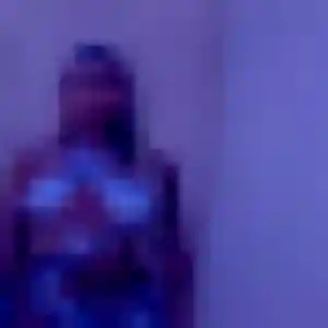 Sexy Huguette, 22 ans à Toucy - la contacter