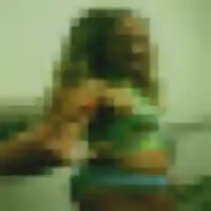 Charmante Leana, 25 ans à Touffreville-la-Corbeline - la contacter