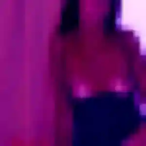 Photo exclusive de Ariane, 29 ans à Toussaint - plan discret
