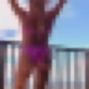 Photo de Rosalie à Trédion (42 ans) - plan cul gratuit