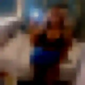 Rejoins Nina, 27 ans à Trelins gratuitement
