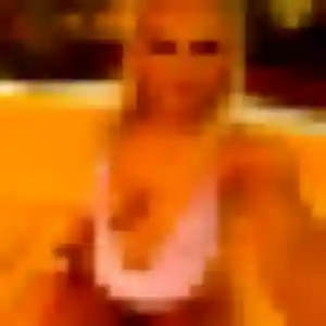 Découvre Frederique, 24 ans à Troissy gratuitement