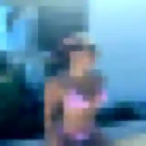 Helene (35 ans) à Trouillas attend une rencontre rapidement