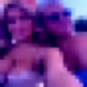plan cul à Unieux : photo de Ulrike, 42 ans - accès libre