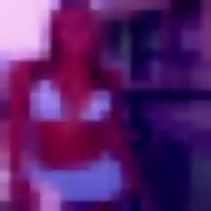 Rejoins Claire, 33 ans à Vacquières en privé