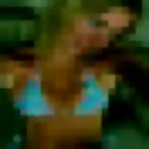 Photo exclusive de Anouk, 40 ans à Vailhourles - plan discret