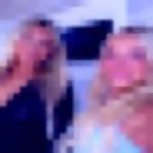 Noura, 27 ans, disponible à Valbonne pour un plan cul