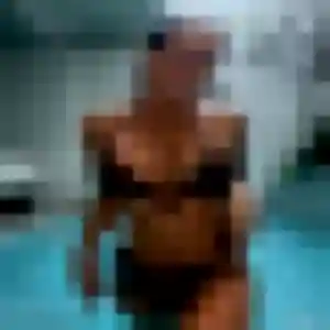Uranie, 33 ans, connectée à Valdeblore pour un plan cul