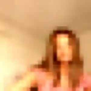 Regine, 29 ans, connectée à Valencogne pour une rencontre coquine