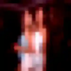 Contacte Salima, 22 ans à Vallenay en privé