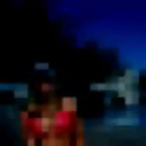 Zoe, femme de 45 ans propose plan cul à Valloire