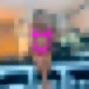 Photo de Jihane à Vallon-sur-Gée (34 ans) - plan cul discret