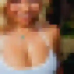 Ingrid (42 ans) à Vasselay propose un plan cul ce soir