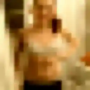Photo exclusive de Thais, 36 ans à Vaulnaveys-le-Haut - plan discret