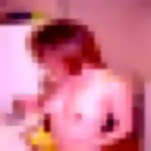 Anna, 27 ans, cherche un plan cul à Vaulx