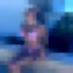 plan cul à Velles : photo de Anastasia, 31 ans - sans engagement
