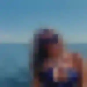 Photo privée de Ninon, 26 ans à Verneuil-sur-Seine - rencontre sans lendemain