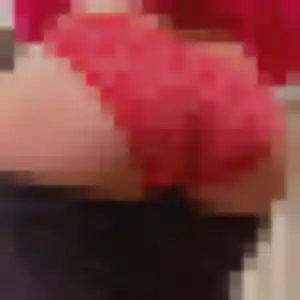 Photo de Dina à Vieux-Vy-sur-Couesnon (37 ans) - plan cul anonyme