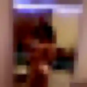 Prisca, fille de 34 ans cherche plan cul à Villaines-sous-Bois