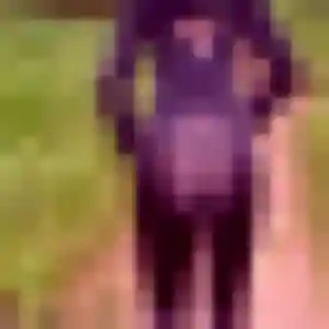 Charmante Karima, 22 ans à Villars - la contacter