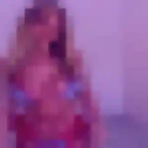 Photo exclusive de Karine, 22 ans à Villefranche-d'Albigeois - rencontre sans lendemain