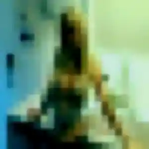 Penelope, femme de 33 ans propose plan cul à Villeneuve-de-la-Raho