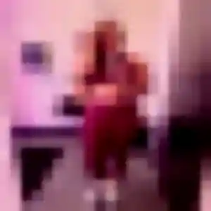 Photo privée de Amel, 27 ans à Villeneuve-Saint-Germain - rencontre sans lendemain
