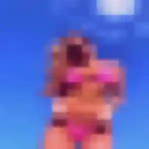 Dana, 41 ans, en ligne à Villethierry pour une rencontre coquine
