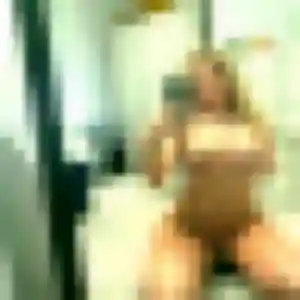 Phoebe de Villevocance, 26 ans - plan cul en toute liberté