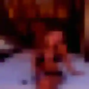 Melanie, 29 ans, en ligne à Vorey pour une rencontre coquine