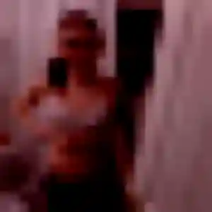 Alienor, fille de 27 ans cherche plan cul à Warlaing