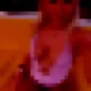 Contacte Louisa, 23 ans à Ychoux en privé