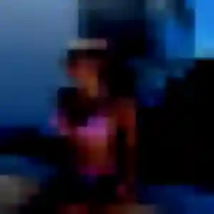 Nelly, 29 ans, disponible à Yèvre-la-Ville pour une rencontre coquine