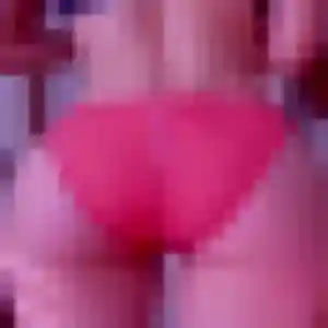 Malika, 45 ans, connectée à Zinswiller pour un plan cul
